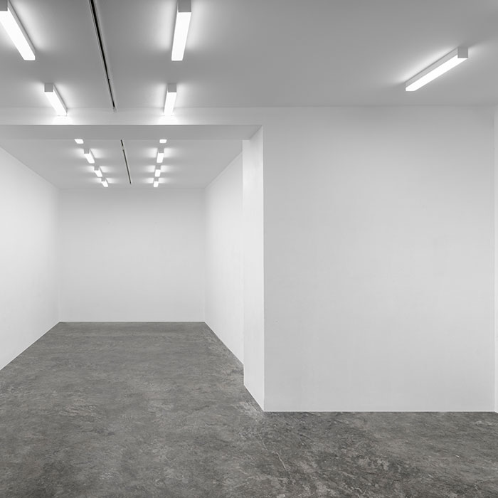 هم‌اکنون نمایشی برپا نیست